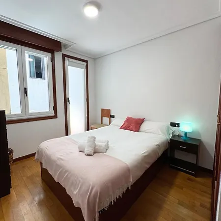Marqués de Valladares 5B ツ Rias Baixas Rentals * Vigo